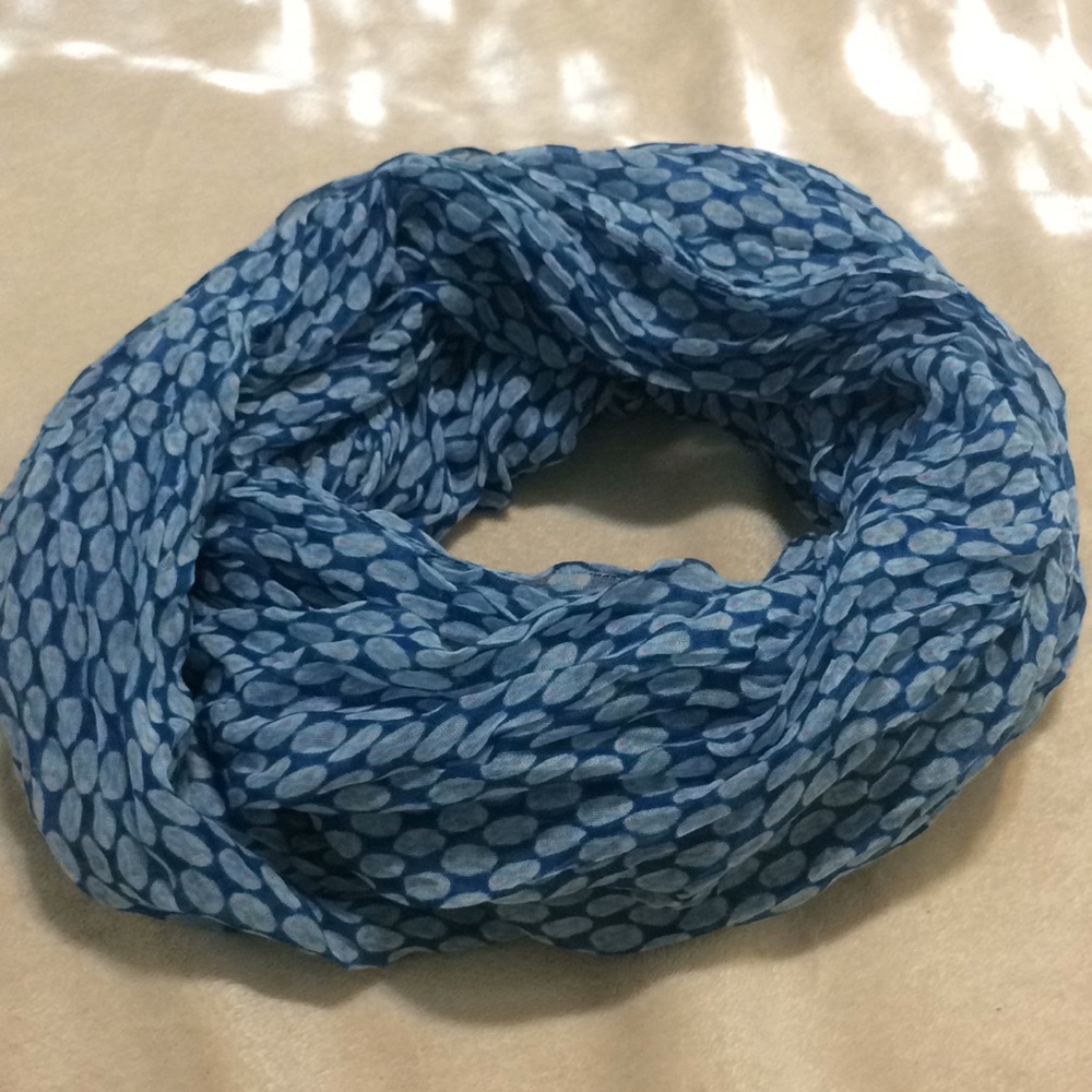 Blue infinity scarf